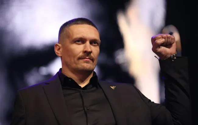 "Может, и вернусь": Усик оставил интригу относительно завершения карьеры после боя с Уайлдером
